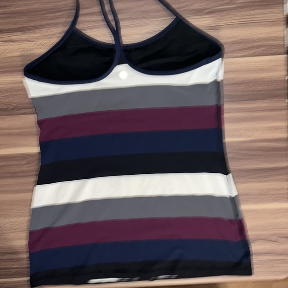 Lululemon power Y tank Lyon light striped tank top - Picture 5 of 16